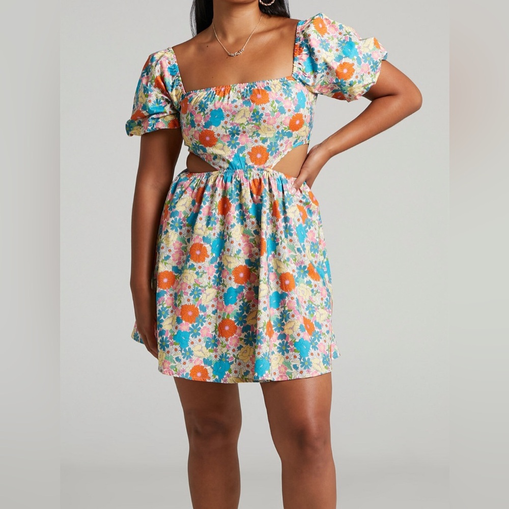 Showpo Blue Orange Mini Sundress Puff Sleeve side cut outs sized 12